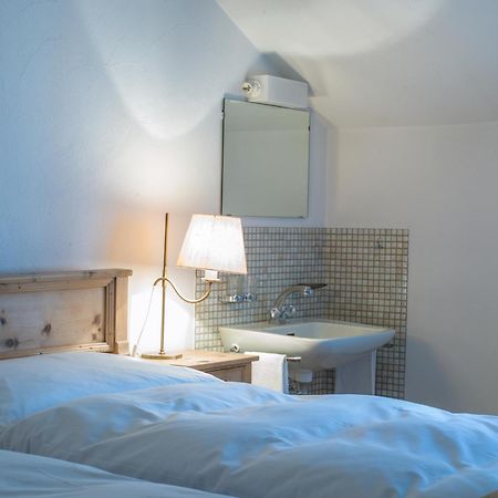 Chesa Michel Apartment Bever Ngoại thất bức ảnh