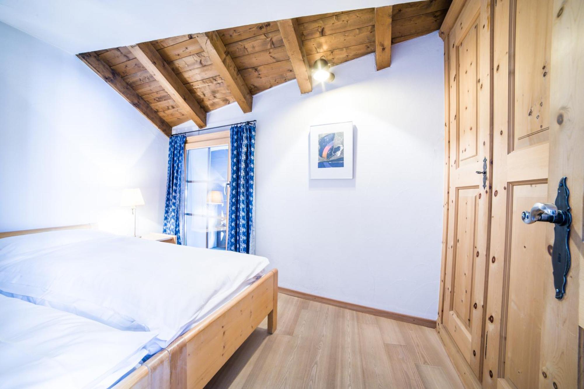 Chesa Michel Apartment Bever Ngoại thất bức ảnh