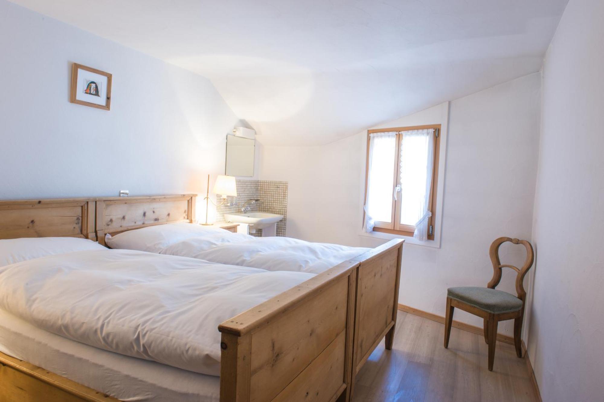 Chesa Michel Apartment Bever Ngoại thất bức ảnh